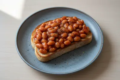 Gebackene Bohnen auf Toast