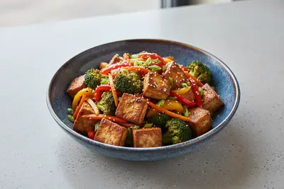 Tofu-Pfanne mit Gemüse