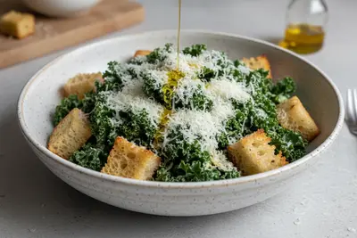 Grünkohl-Caesar-Salat